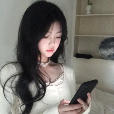 采蘑菇的夫妻